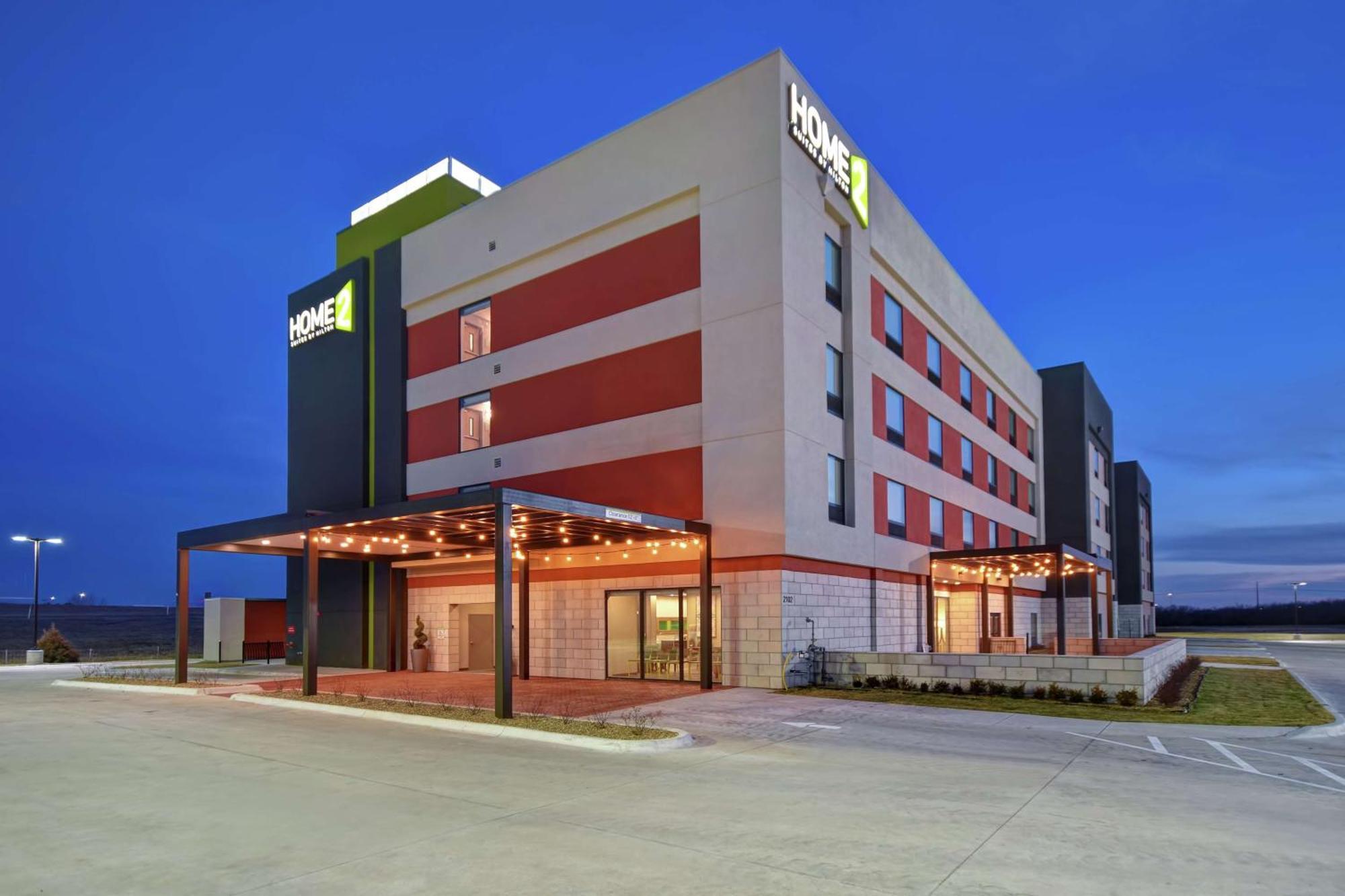 โฮม2 สวีท บาย ฮิลตัน วิชิตา/นอร์ทอีสต์ แคนซัส Hotel วิชิต้า ภายนอก รูปภาพ